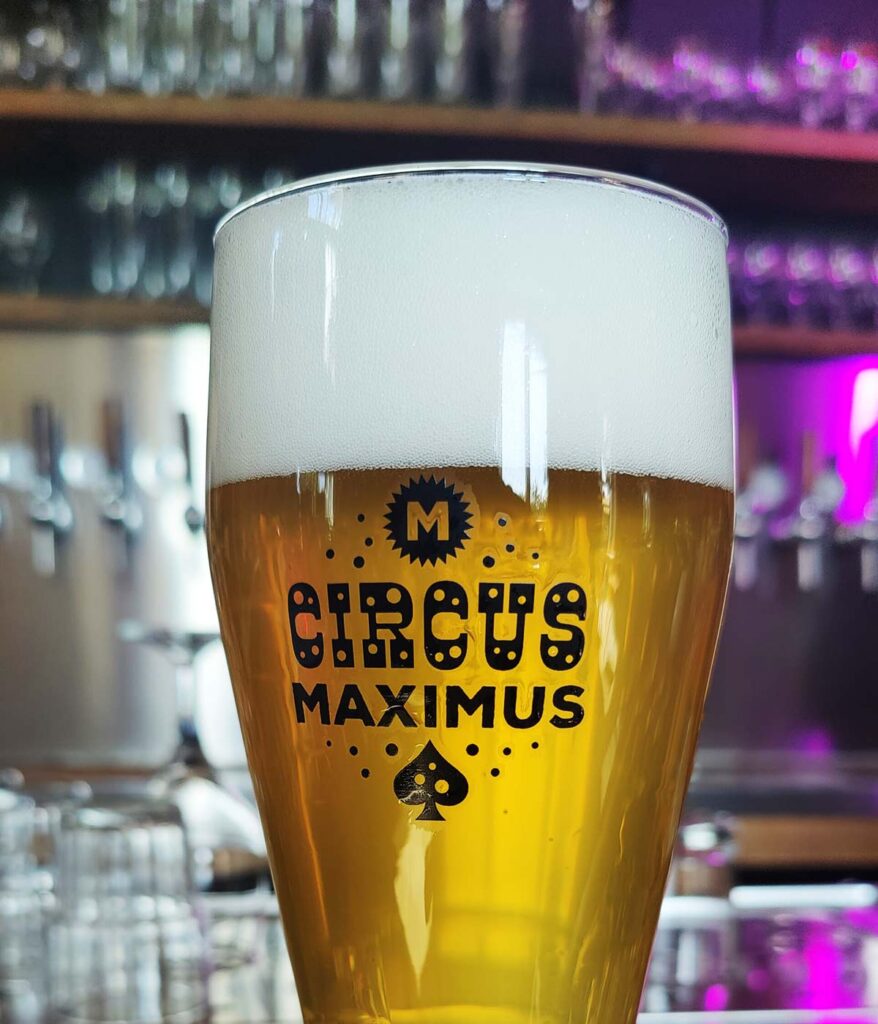 Groot glas Helles bier