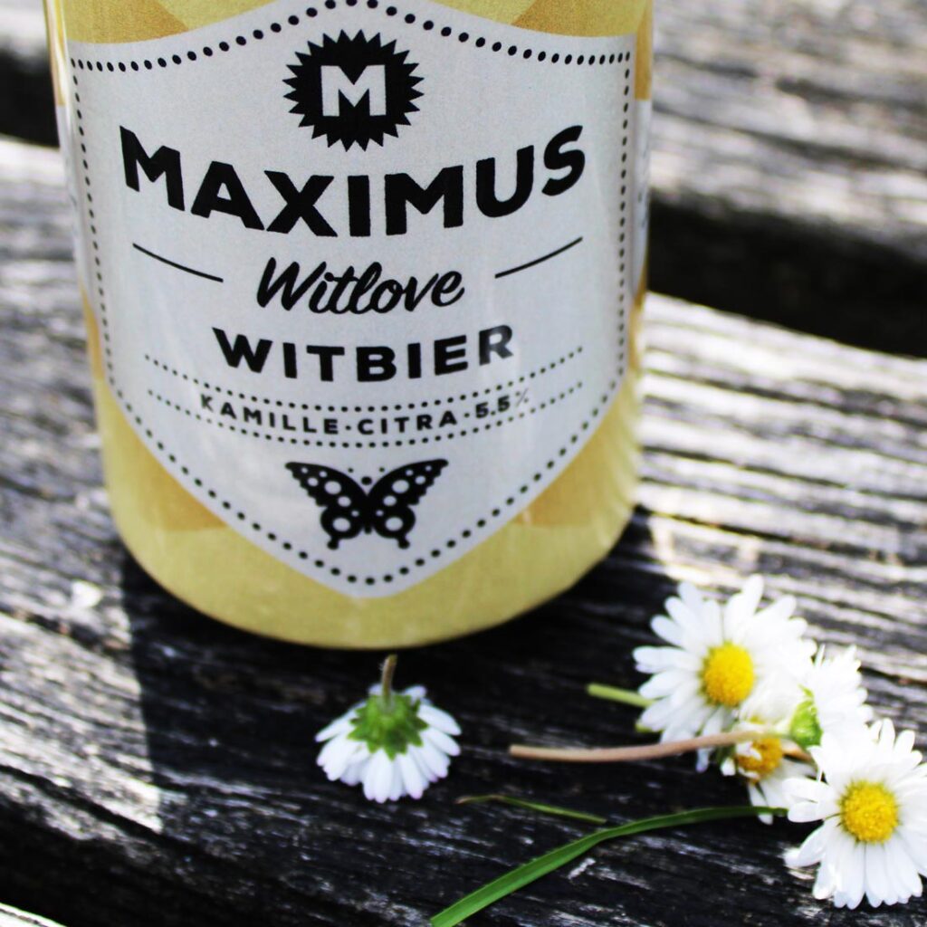 Blik witlove bier met kamille